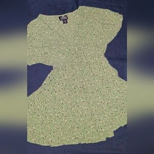 Angie Light Green Floral Midi Dress